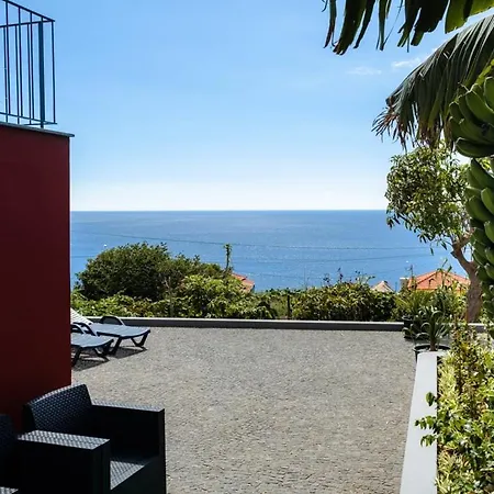 Feriehus Guestready - Leme Breathtaking Views