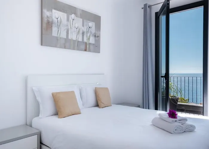 Guestready - Leme Breathtaking Views * Gaula